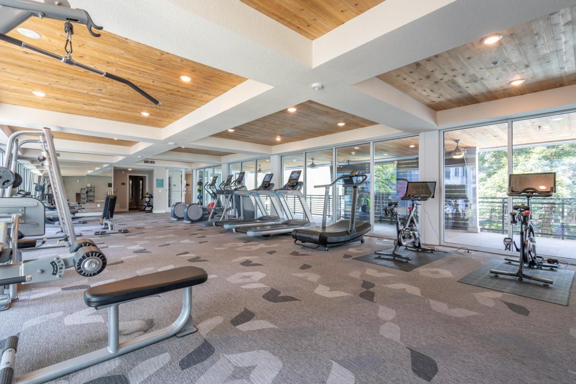 Riverwalk And Pool View With King Bed Infinity Pool Gym Free Parking *