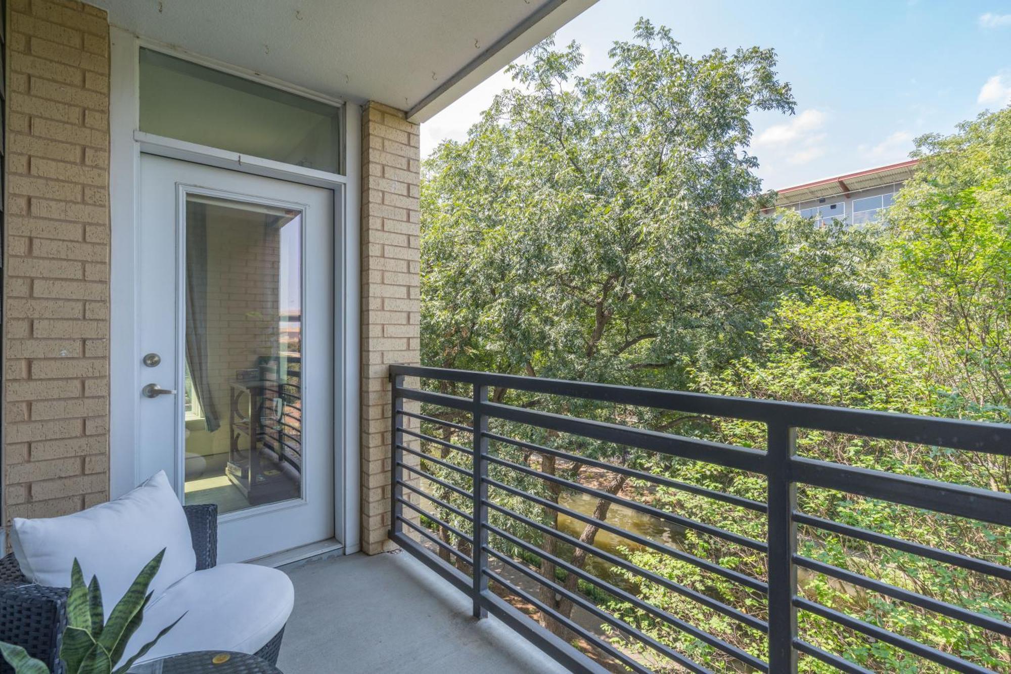 Apartamento Riverwalk And Pool View With King Bed Infinity Pool Gym Free Parking *